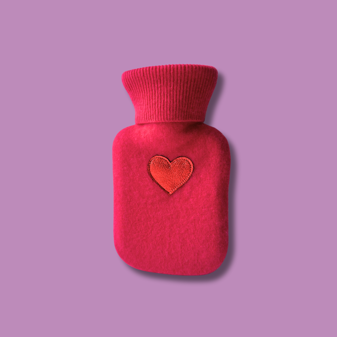 MiniHeartHotWaterBottle-HotPink-RedHeart-ChloeHaywoodLondon.png