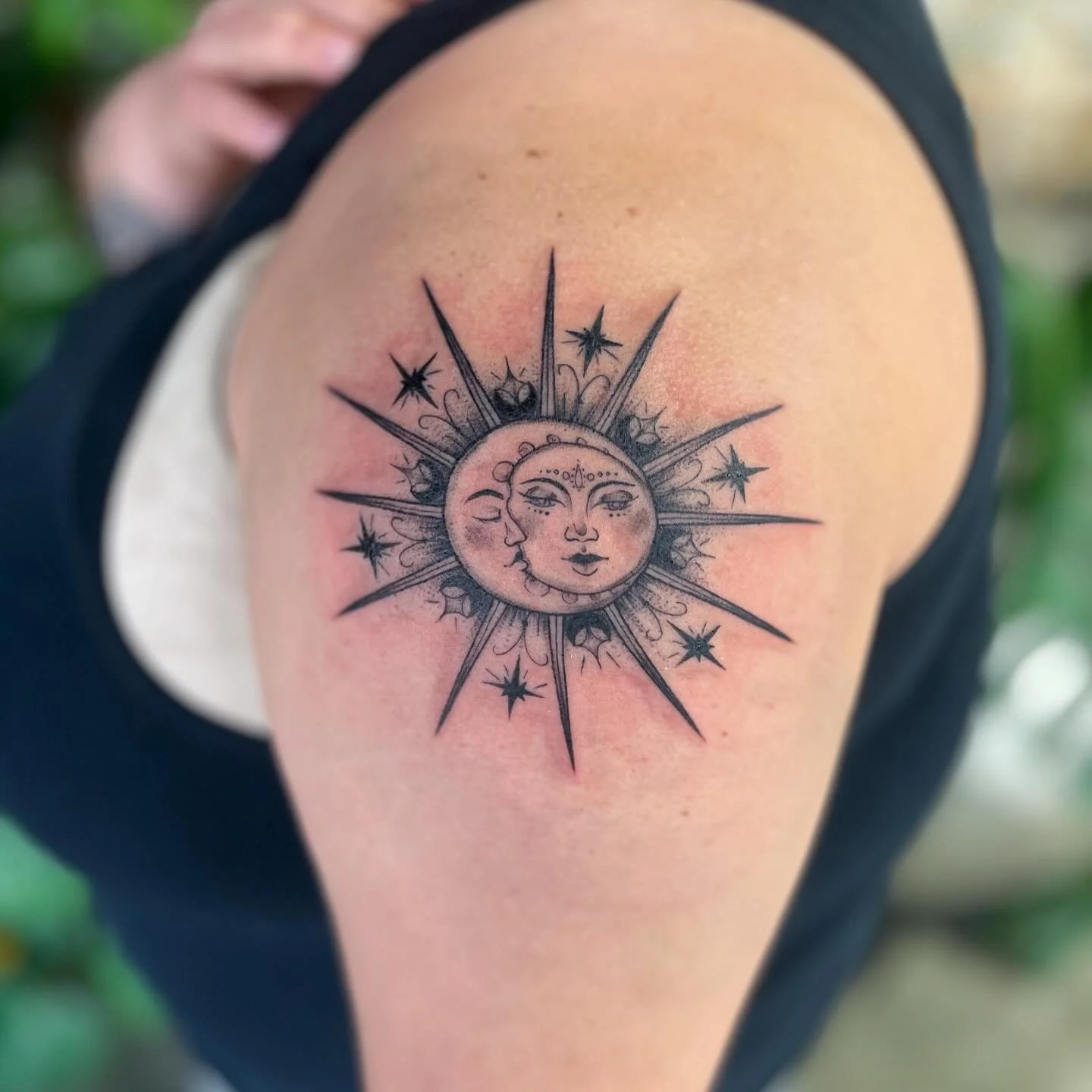 A couple beautiful additions for Julia!✨
Next we&rsquo;re starting a sleeve for her including the goddess Artemis &amp; animals all picked out by her kids&hearts;️

If you are looking for your dream tattoo, worry not! Just head on over to felixbelk.c