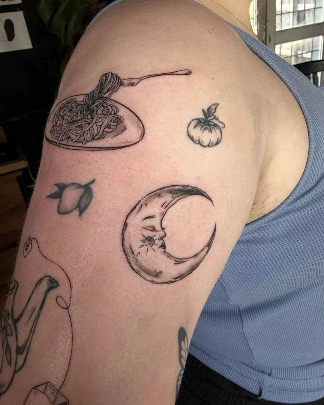 Tonight&rsquo;s lunar forecast: waning crescent 🌜💫✨ #lunarmagic #springfieldmo #cutetattoos