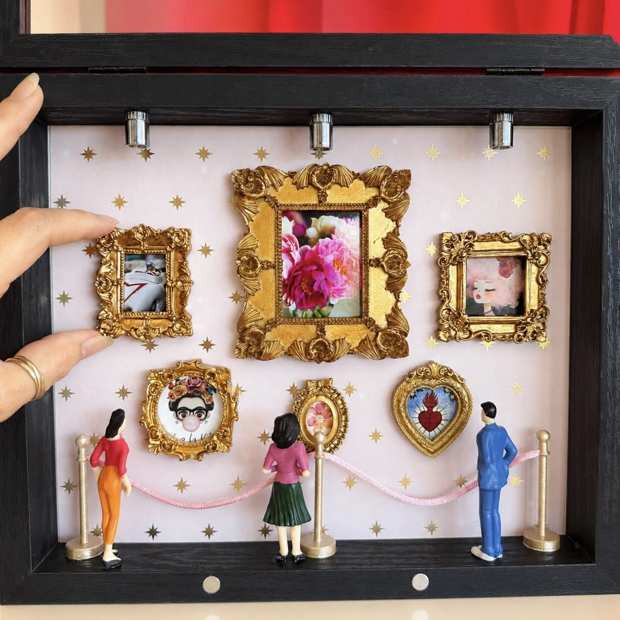 Saturday, July 11th, 11am-1pm: Mini Museum of Us