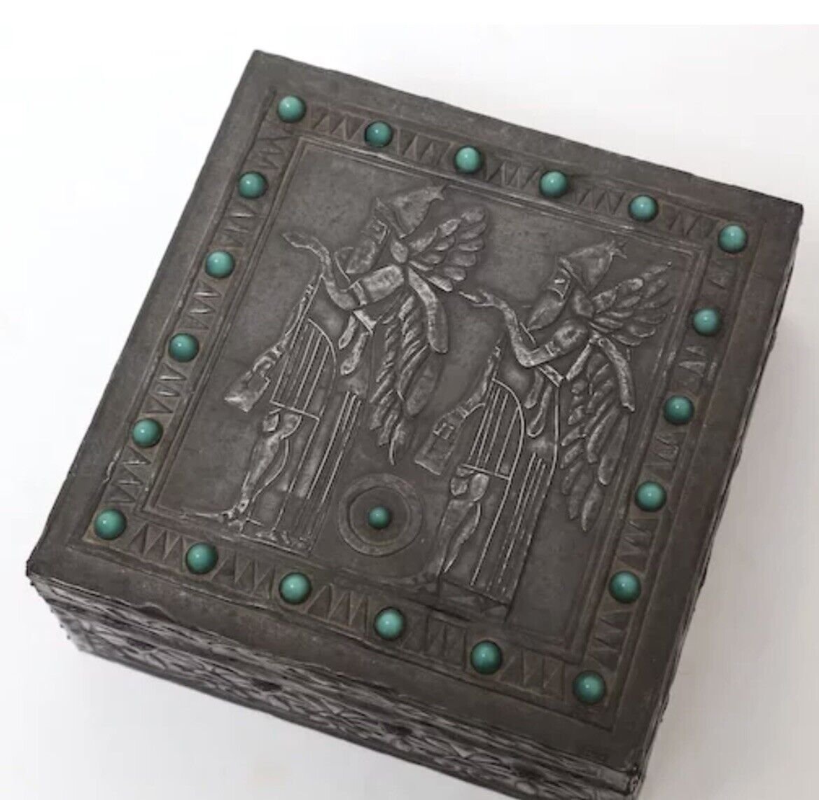 Daguet box 1.jpeg