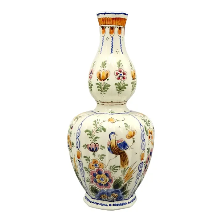 26-75 Delft vase.webp