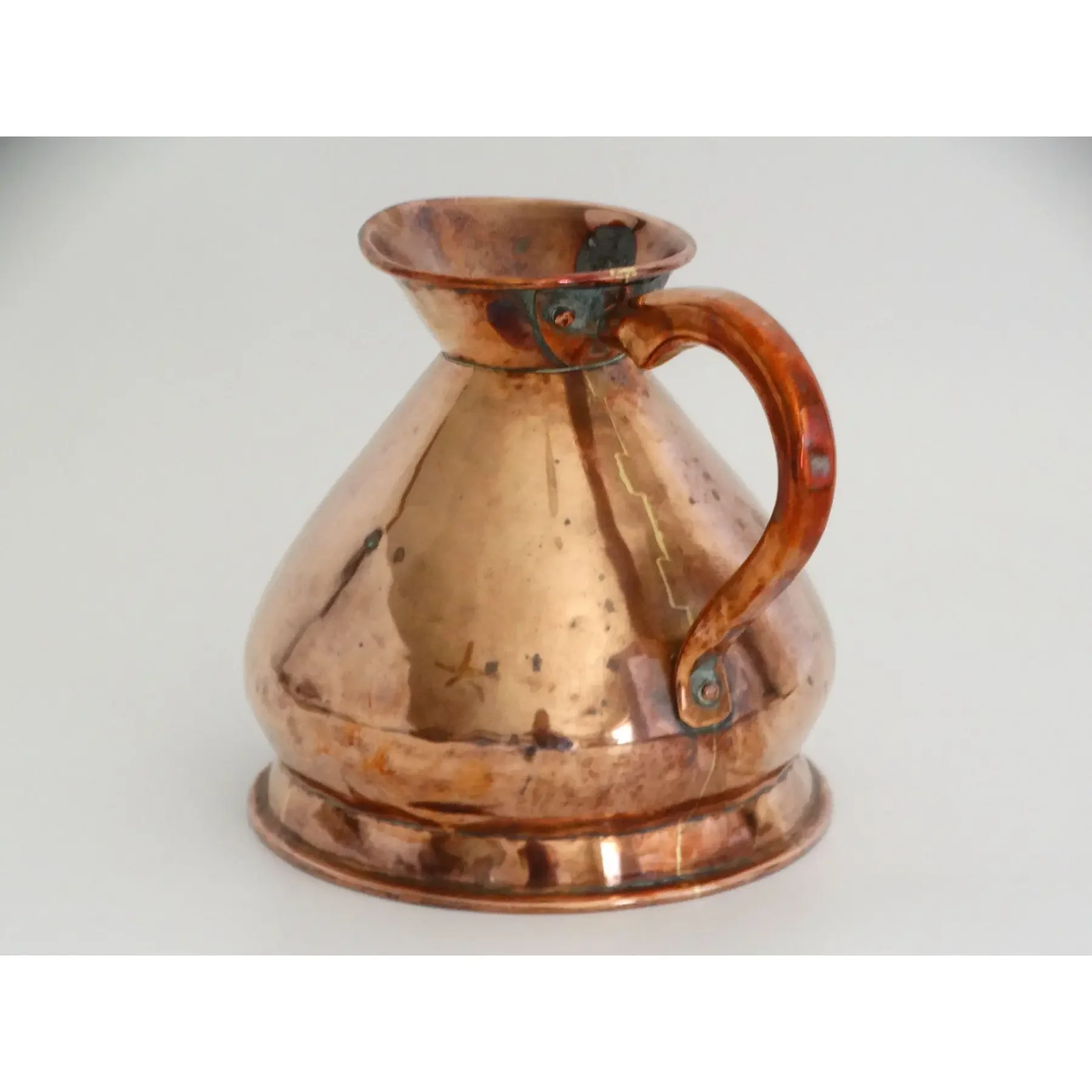 copper pitche 19-96b.webp