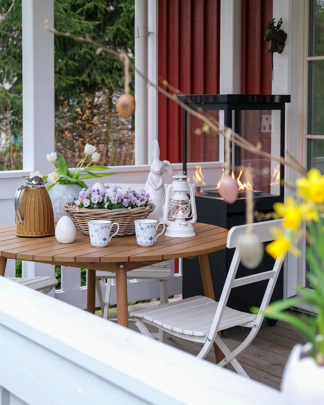 2022-04-15 Easter with roedahus.jpg