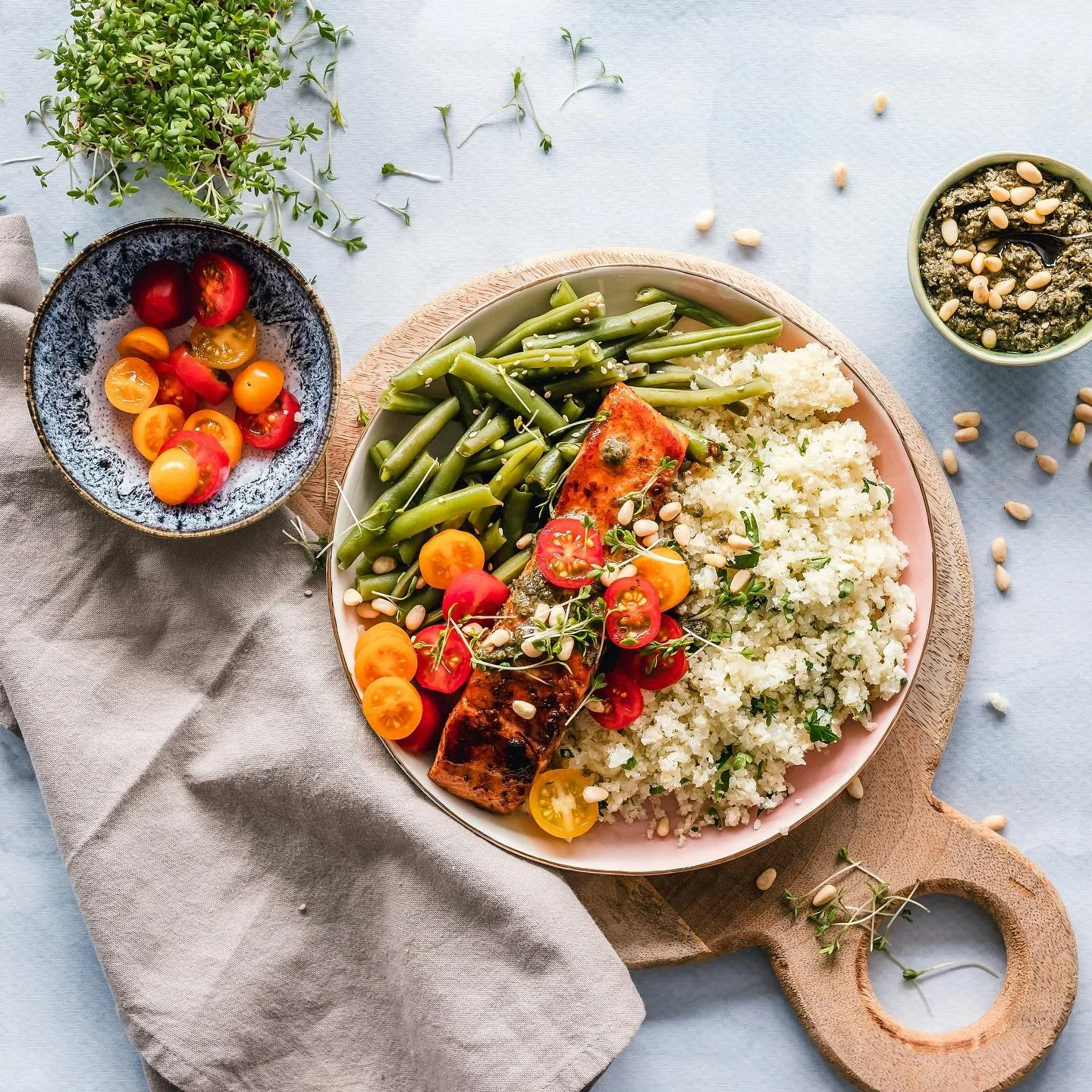 Let us take you on a culinary adventure! The Farm to Fork Recipe Club is home to an exclusive subscription-based culinary adventure that takes foodies on a journey to explore different recipes and gain inspiration to prepare recipes and create beauti