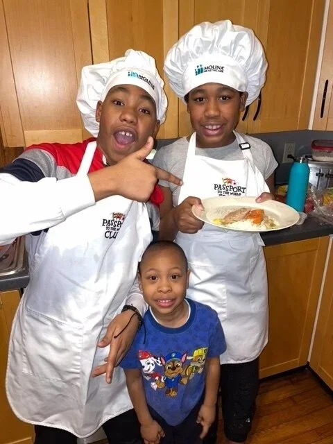 Passport to the World Club Apron