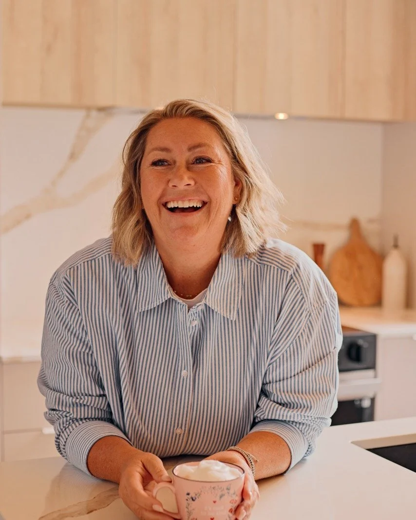 On parle souvent de leadership.
Mais la posture du leader est plus r&eacute;v&eacute;latrice du leadership, selon moi.

Mon standard est simple : je lead comme j&rsquo;aime &ecirc;tre lead&eacute;e.

Je suis pr&eacute;sente.
Je dis les vraies affaire