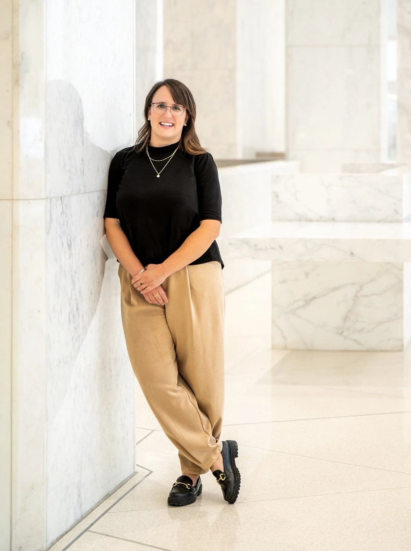 A little downtown portrait session with a friend 🤍

We wandered through a few beautiful lobby spaces and made the most of the natural light, clean lines and elegant details. 

Proof that you don&rsquo;t always need to book a fancy studio to create p
