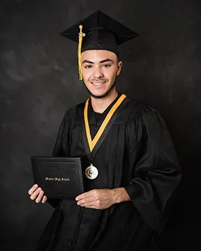 western-high-school-senior-portraits.jpg