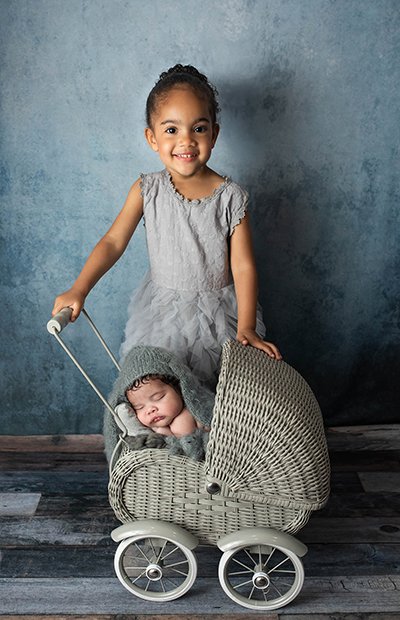 newborn-photography-siblings.jpg