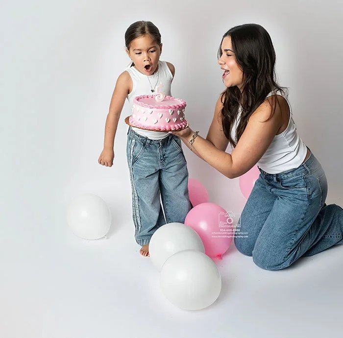 mother-daughter-birthday-photoshoot