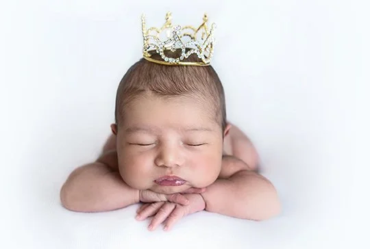 newborn photography studio near me