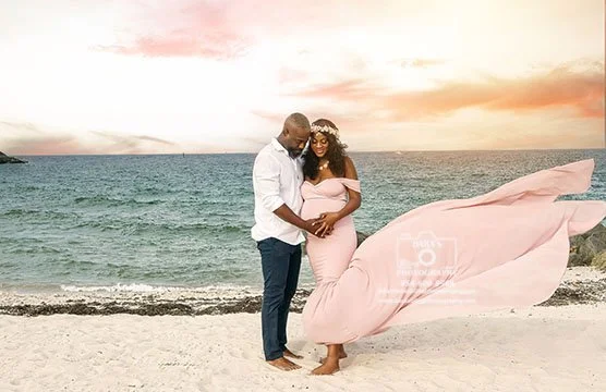 beach pregnancy photoshoot