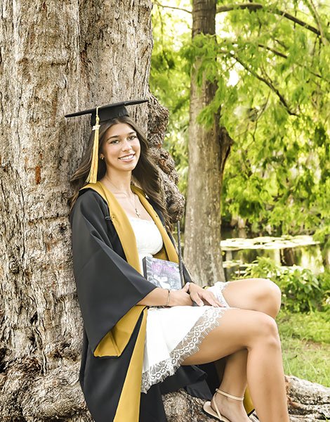 grad-photo-studio-near-me