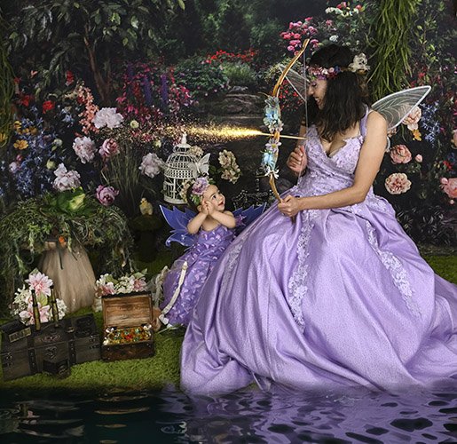 Mother-daughter-fantasy-photoshoot