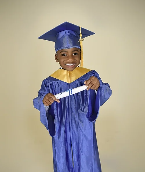 preschool-cap-and-gown-photoshoot