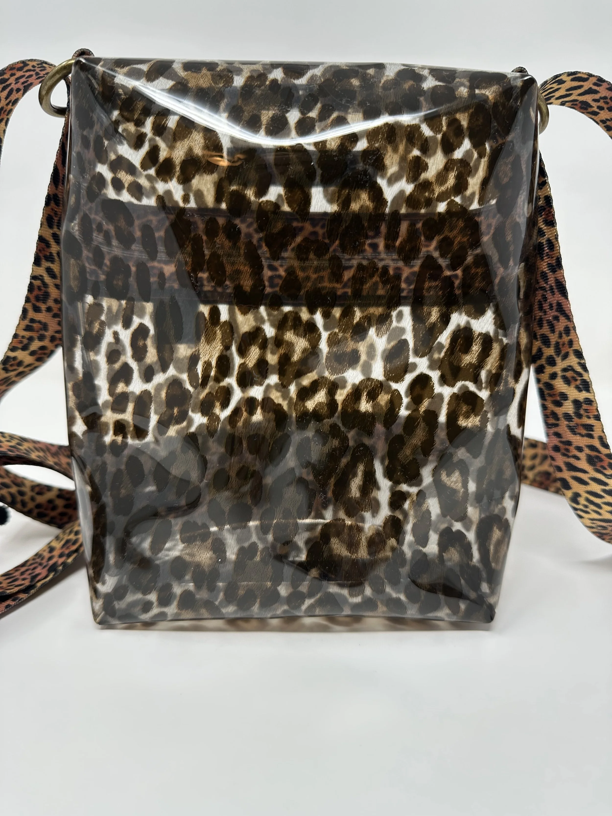 babi-boxy-xb-leopard-back.jpg