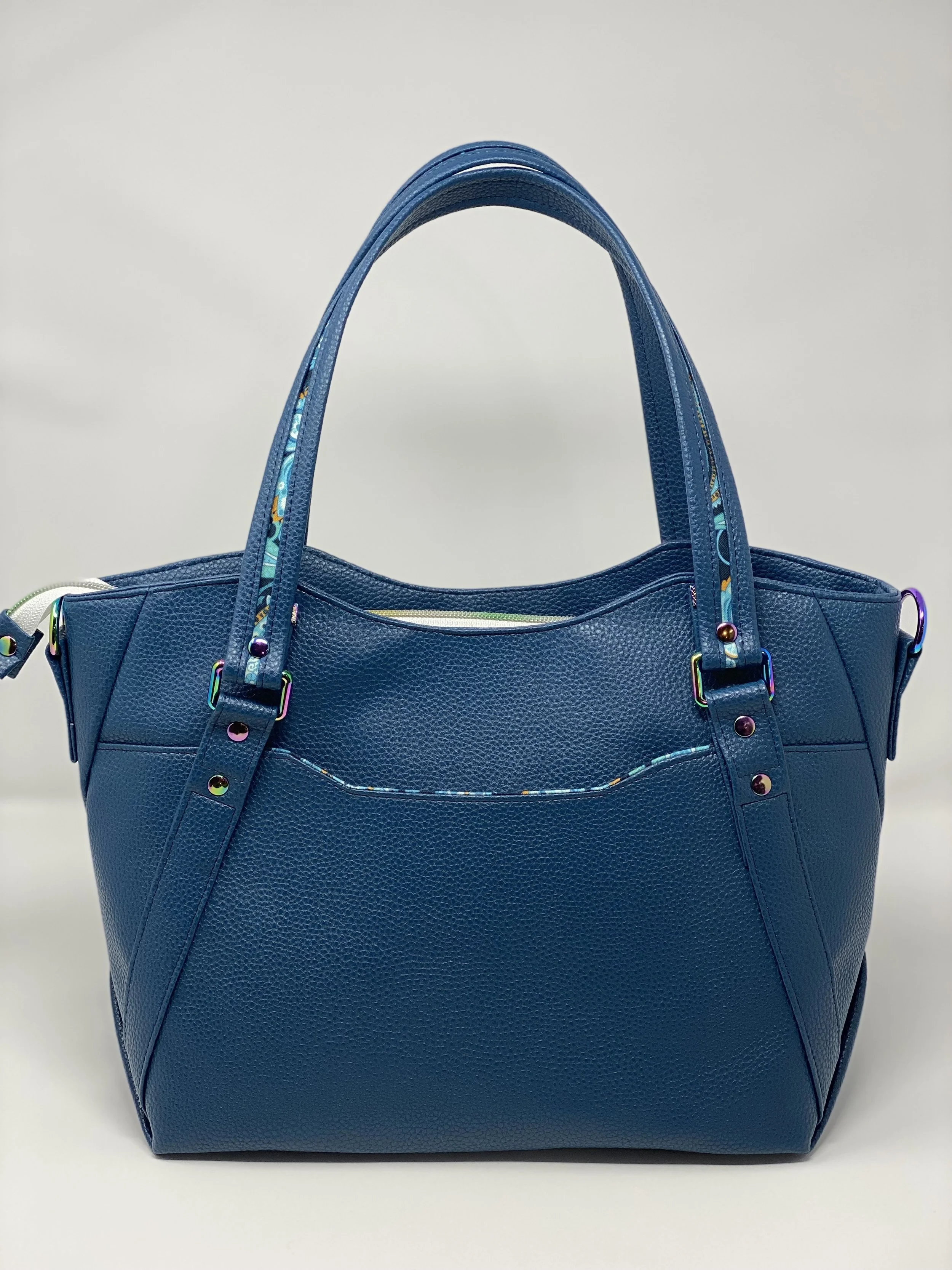hiraeth_handbag_back.jpg