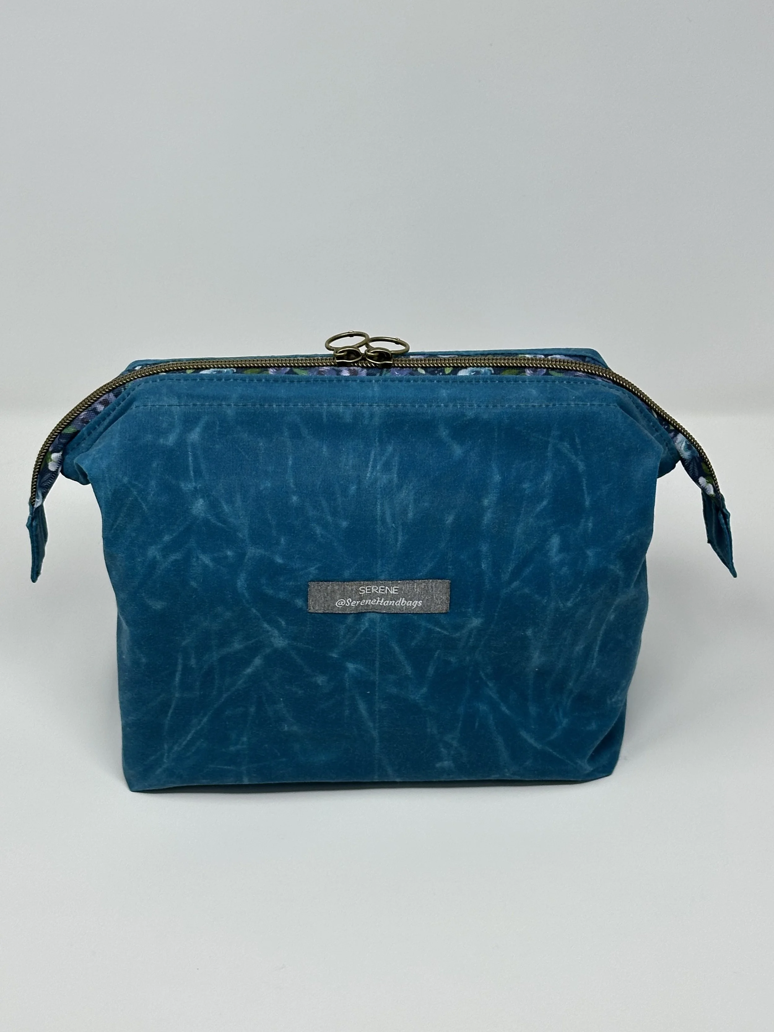 tall-waxedcanvas-retreat-front.jpeg