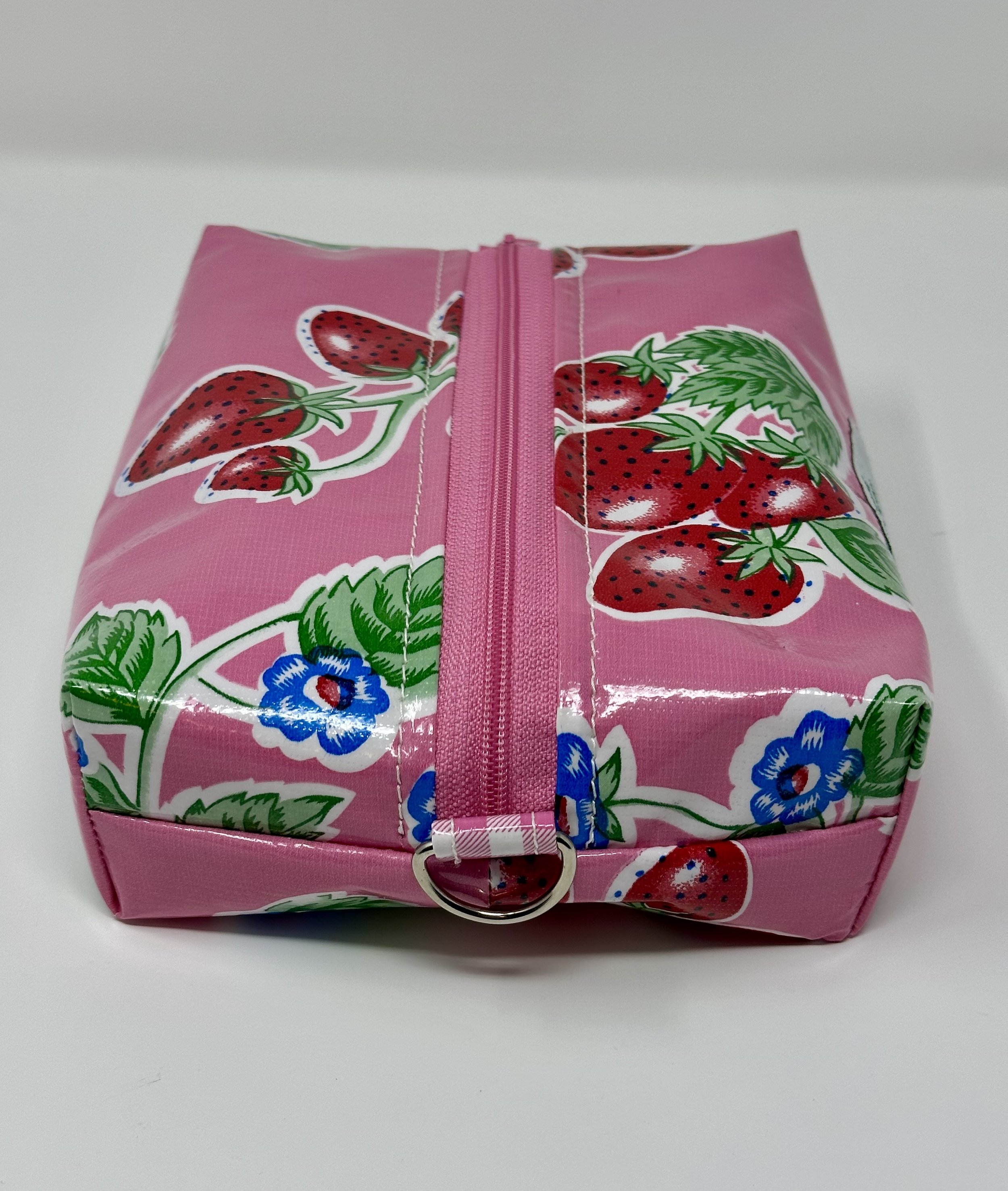 strwbrry-oilcloth-wr-top.jpg