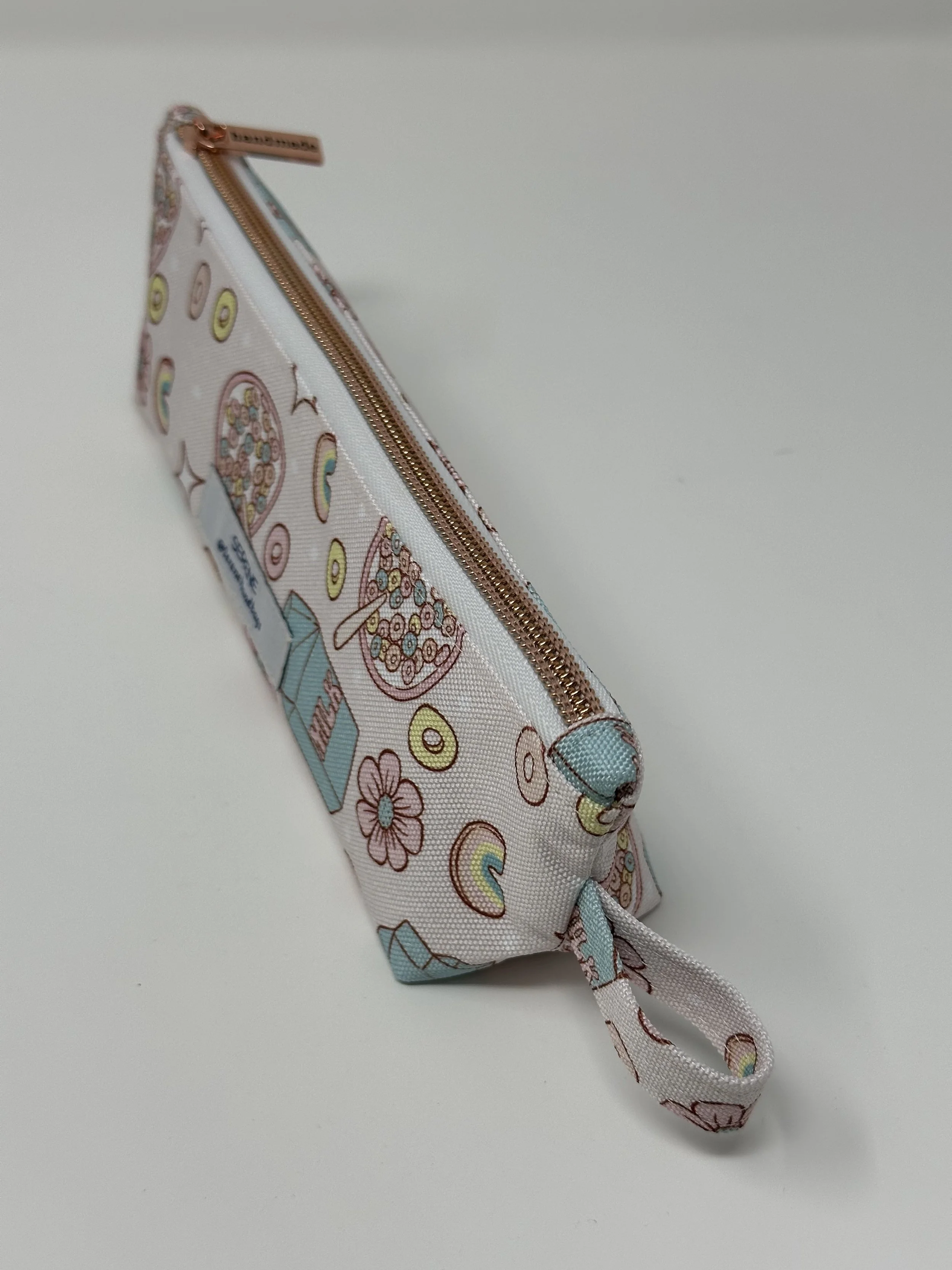 cereal-love-zip-rosegold-top-loop.jpeg