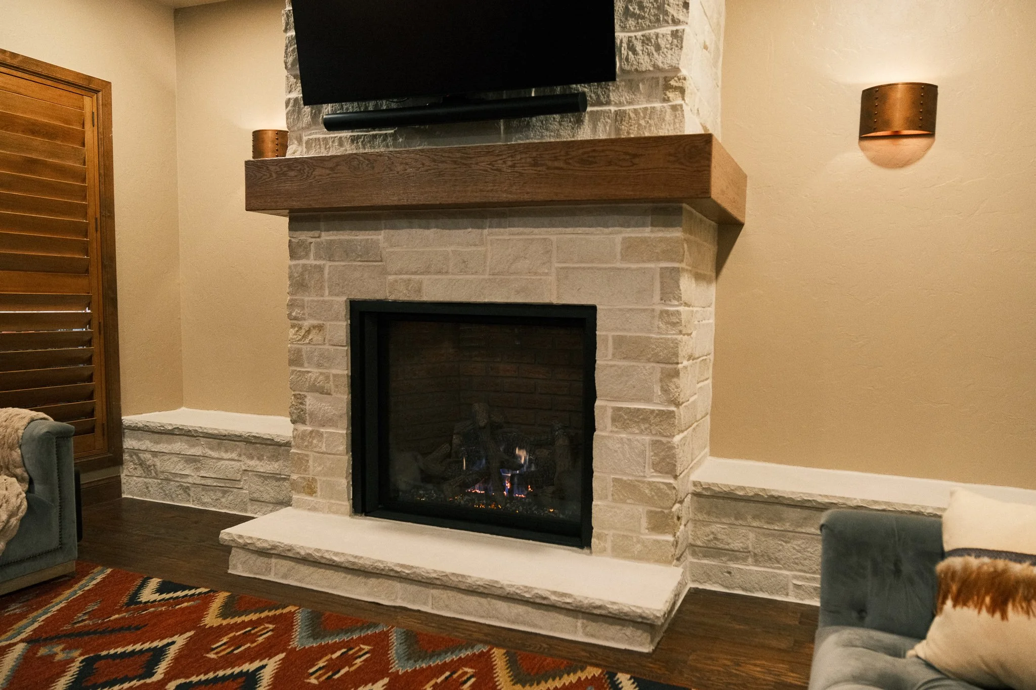FLANNERY_FIREPLACEREMOD-16.jpg