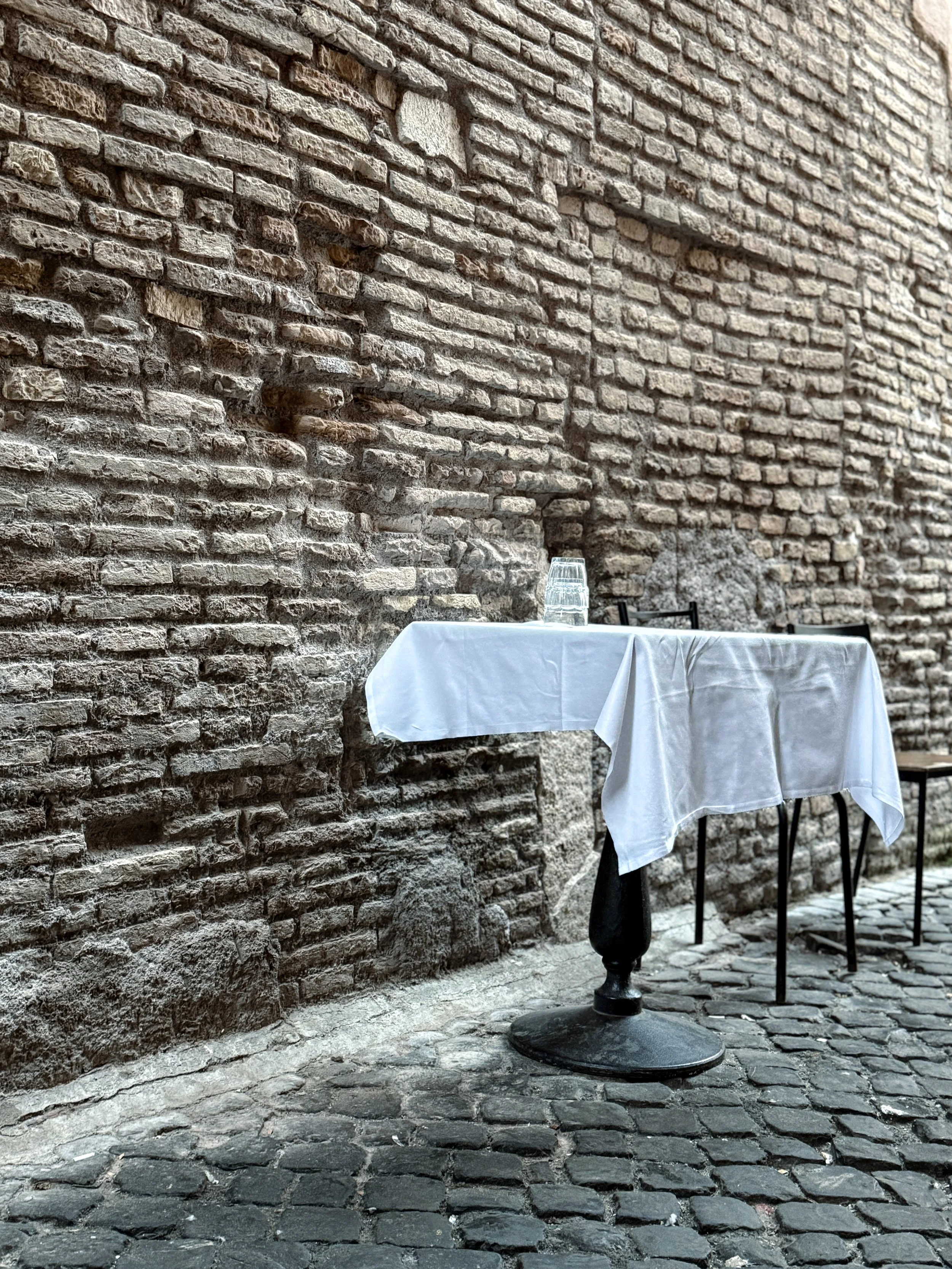 A White Linen Tablecloth: A Summer Moment of Stillness