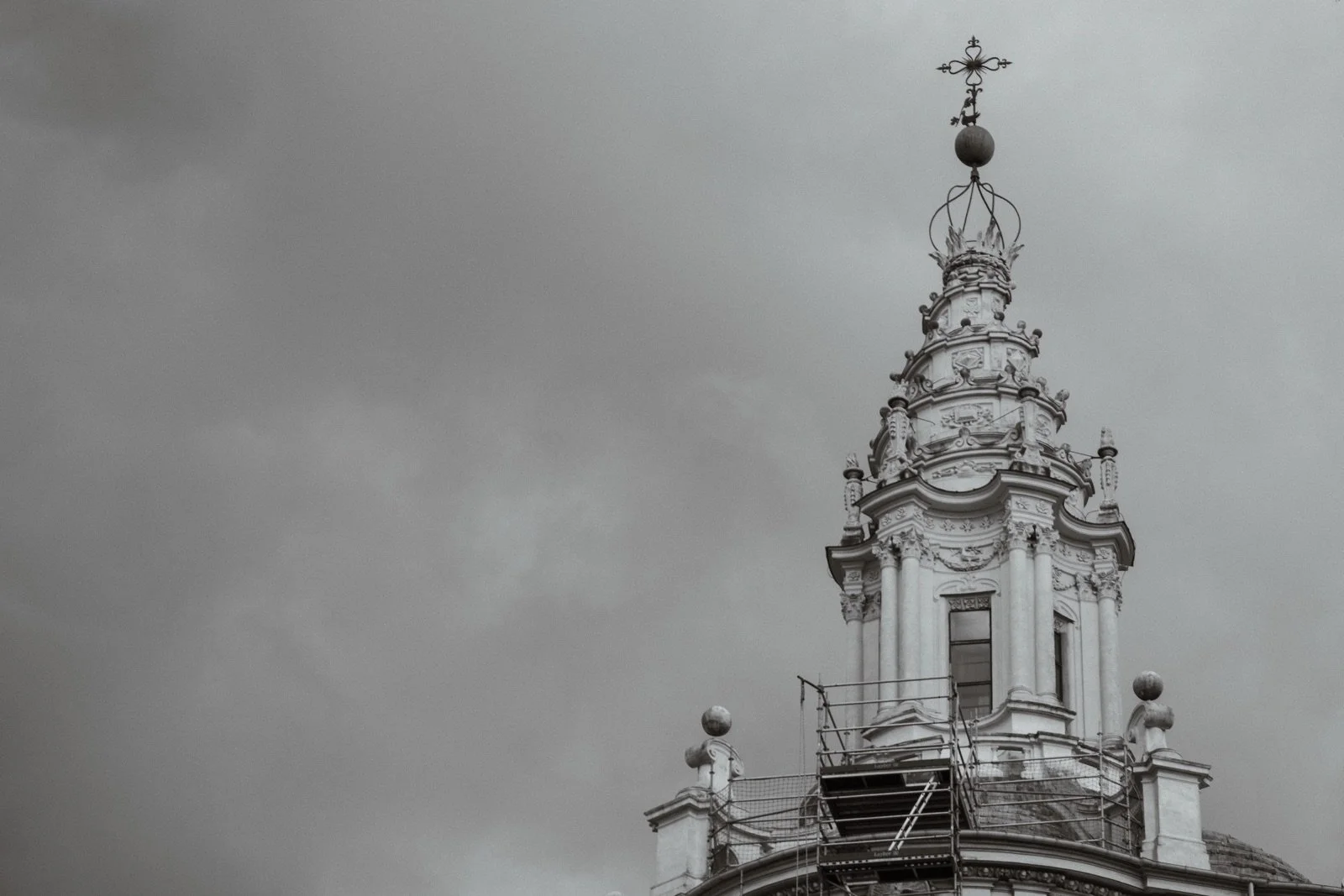 sant'ivo-all-sapienza-church-rome-black-and-white-michelle-ciani-resized.jpg