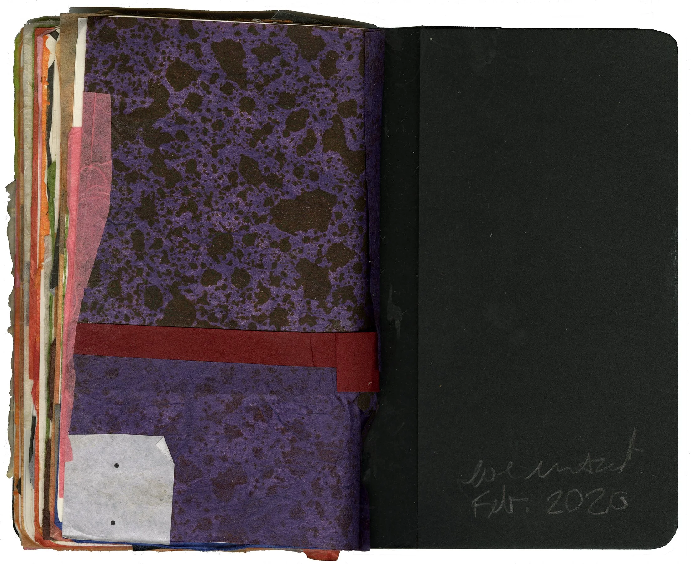 Book 04 - spread 28