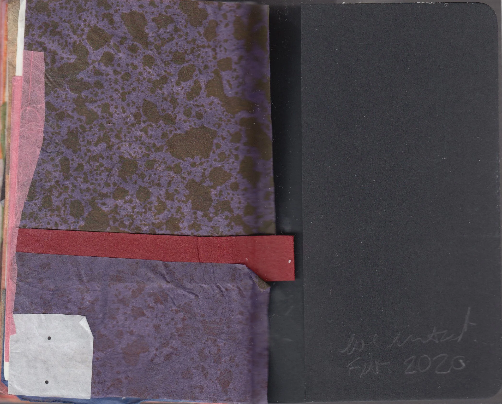 Book 03 - spread 17 (pages 32/inside cover)