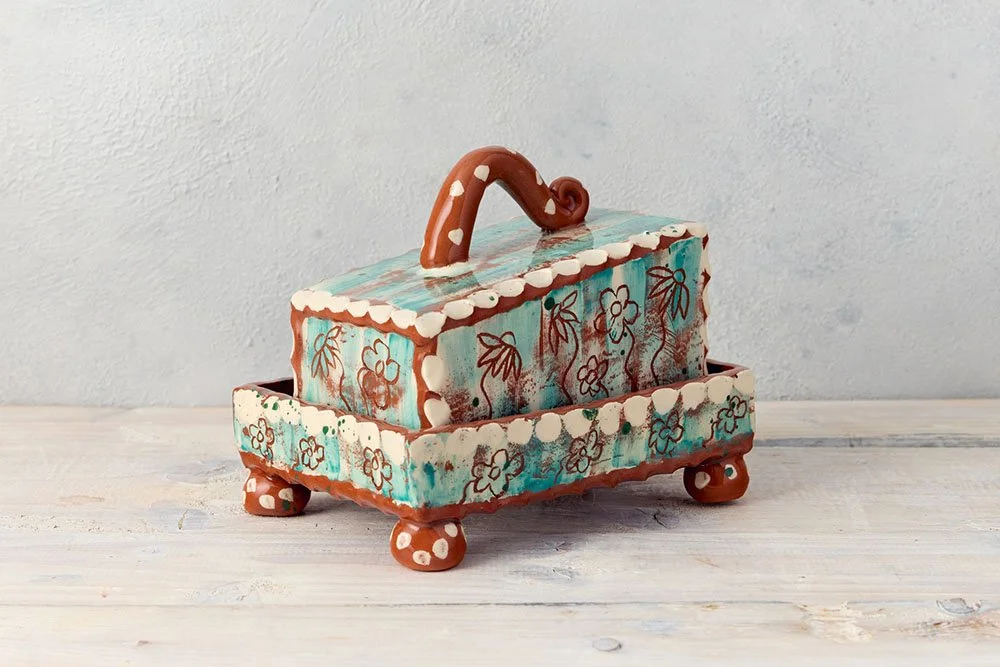 Ceramic butter dish