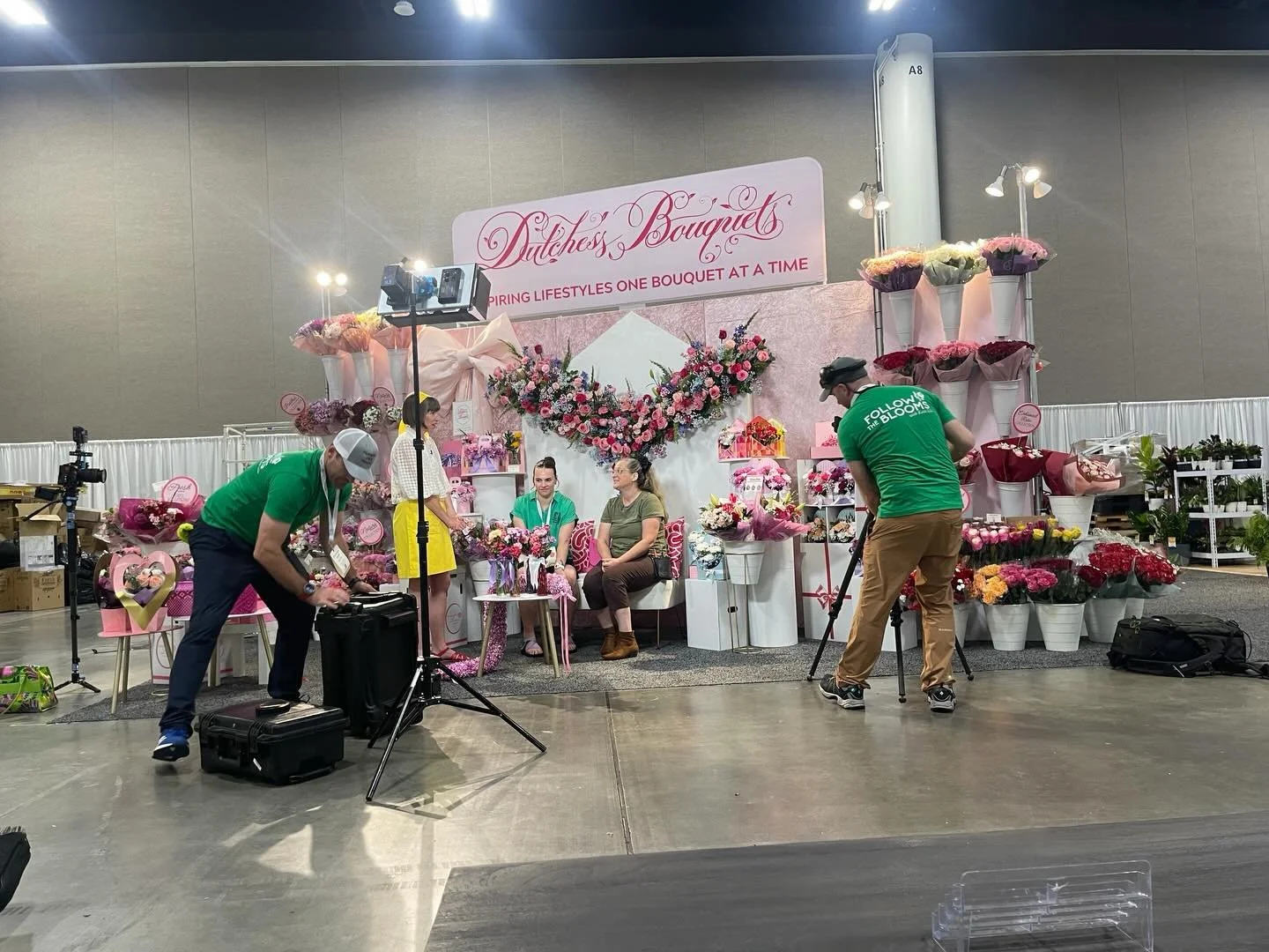 Behind the scenes @floriexpo 🎥🌸

The Follow The Blooms crew with Katie Lila @flowers.for.people stopped by the Dutchess Bouquets booth  for a special PBS interview with Beth O&rsquo;Reilly AIFD @beth.oreilly.aifd !From flowers to fun moments and fl