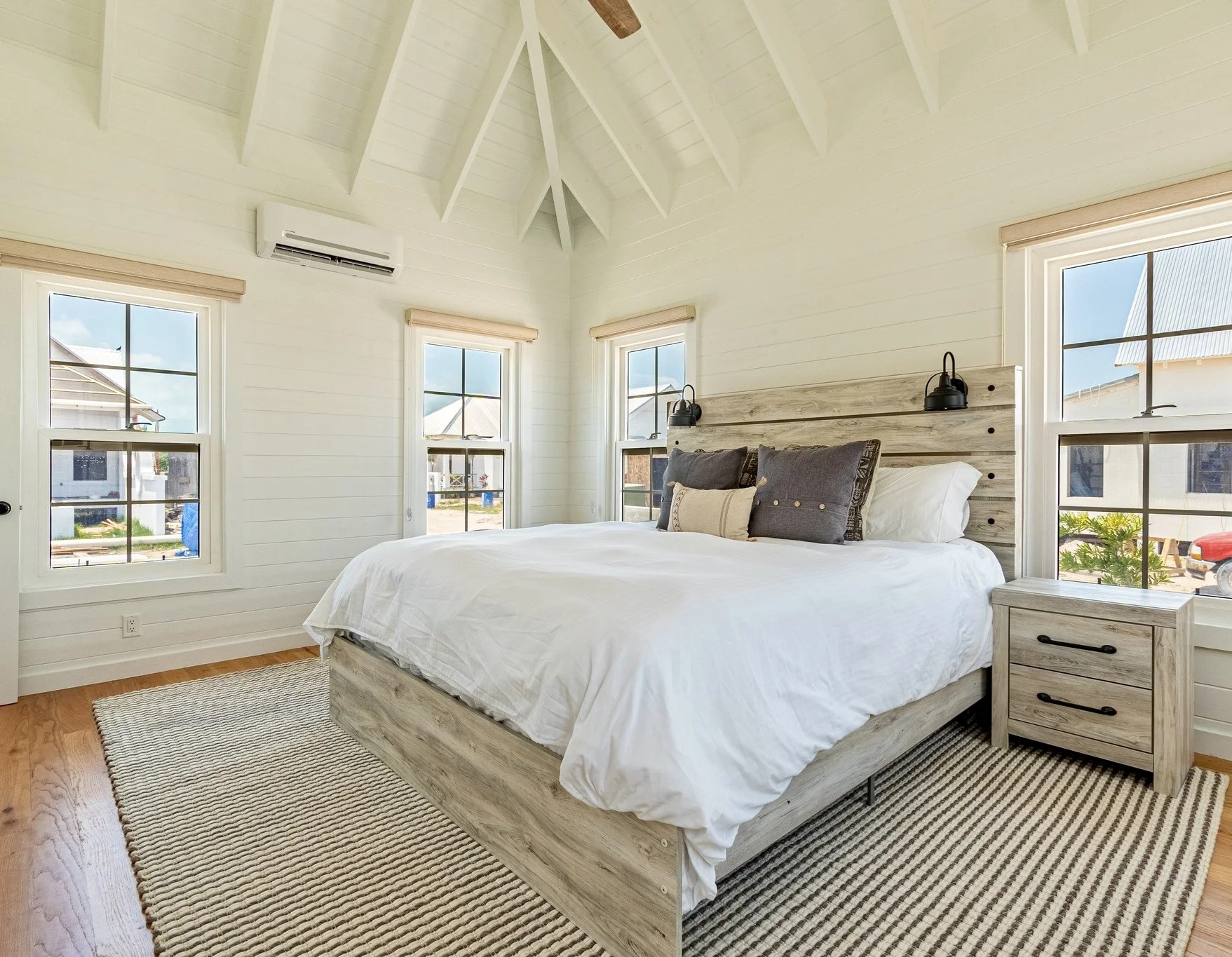 Master bedroom CDL.jpg