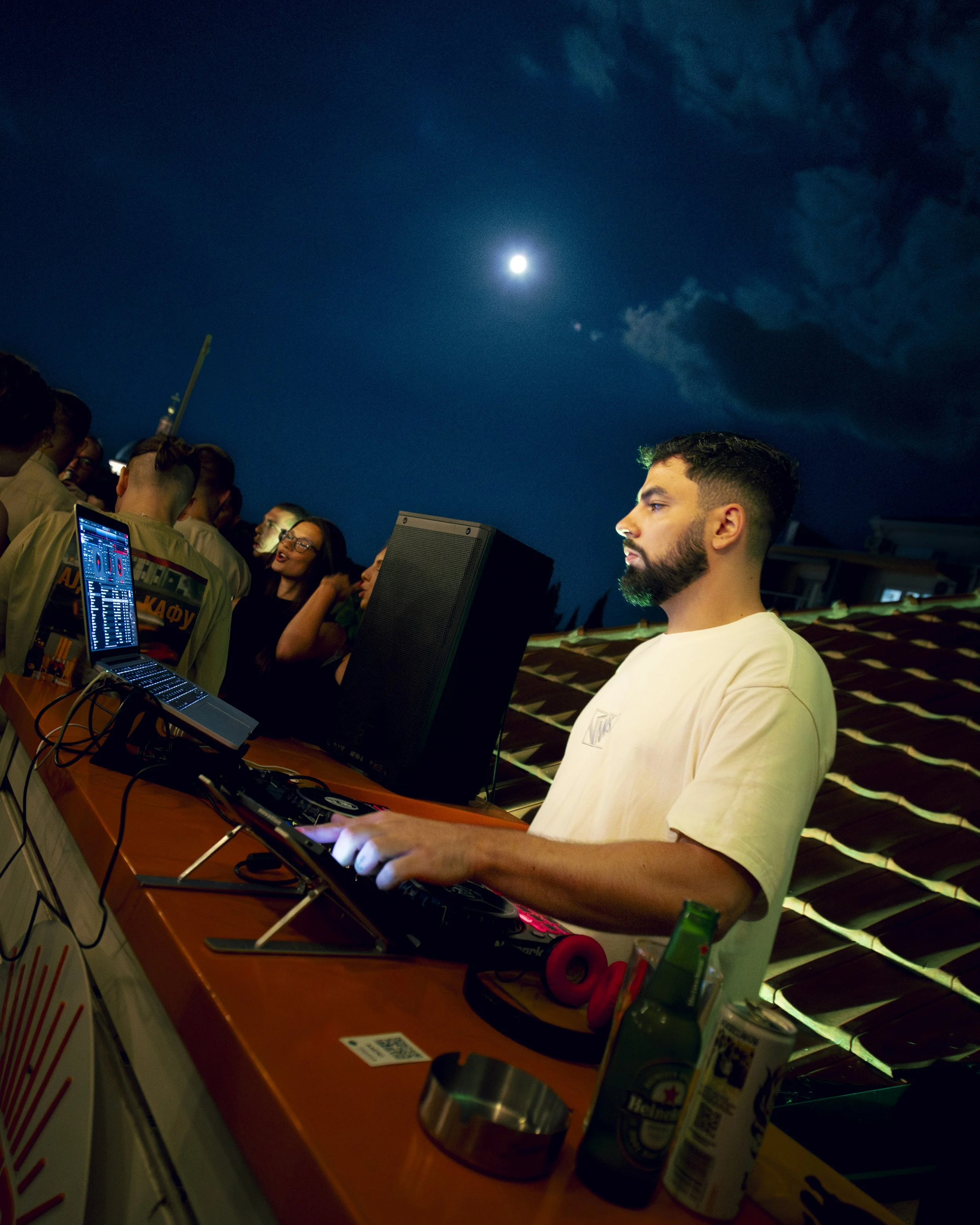 rooftop_260826-4244.jpg