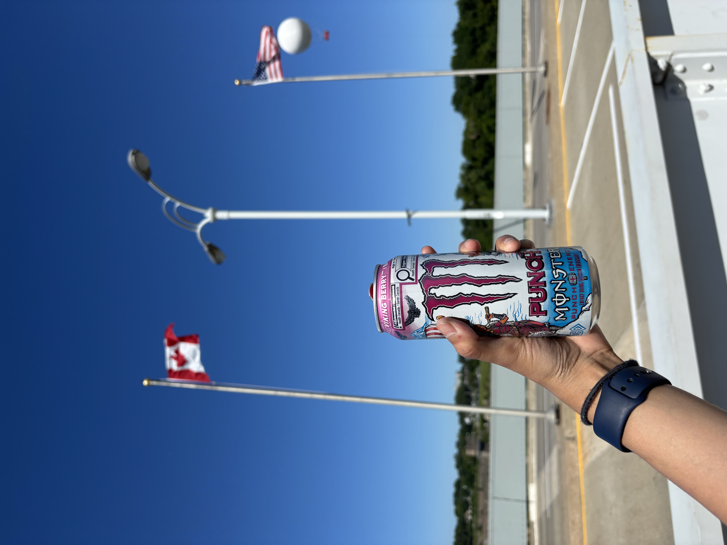 Canada-US Border at Niagara Falls, ON