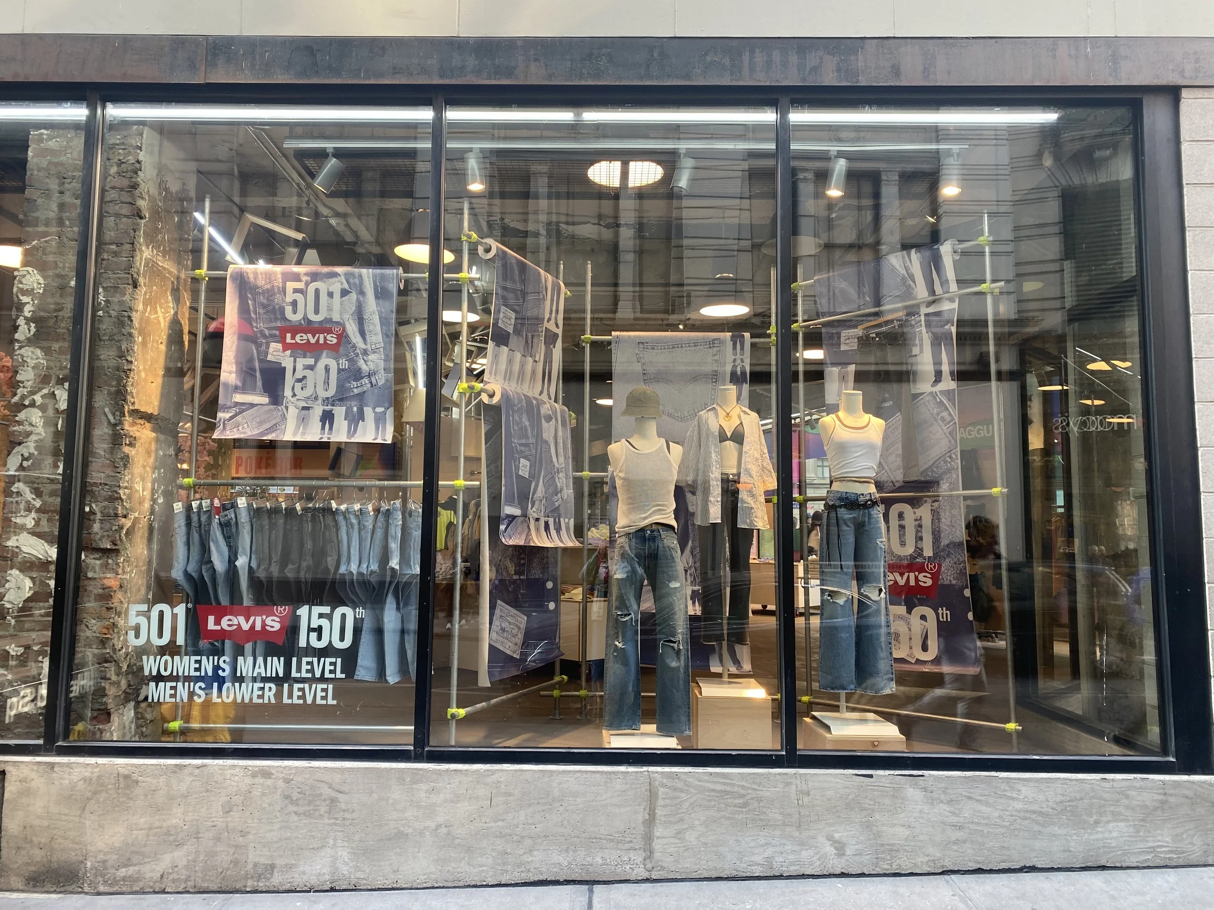 UO 150th - Windows 1.jpeg