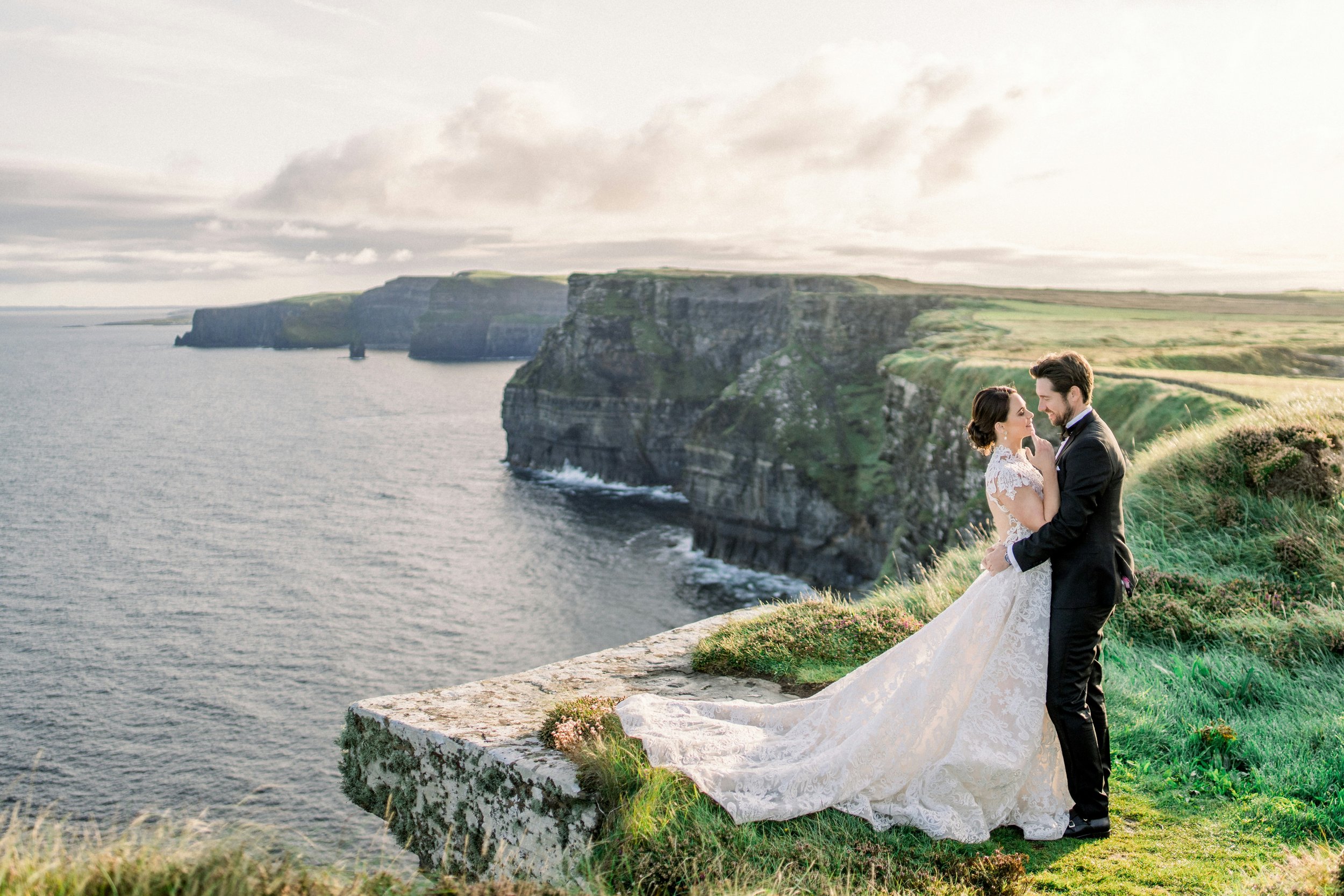 Cliffs of Moher Couple Landscape.jpg