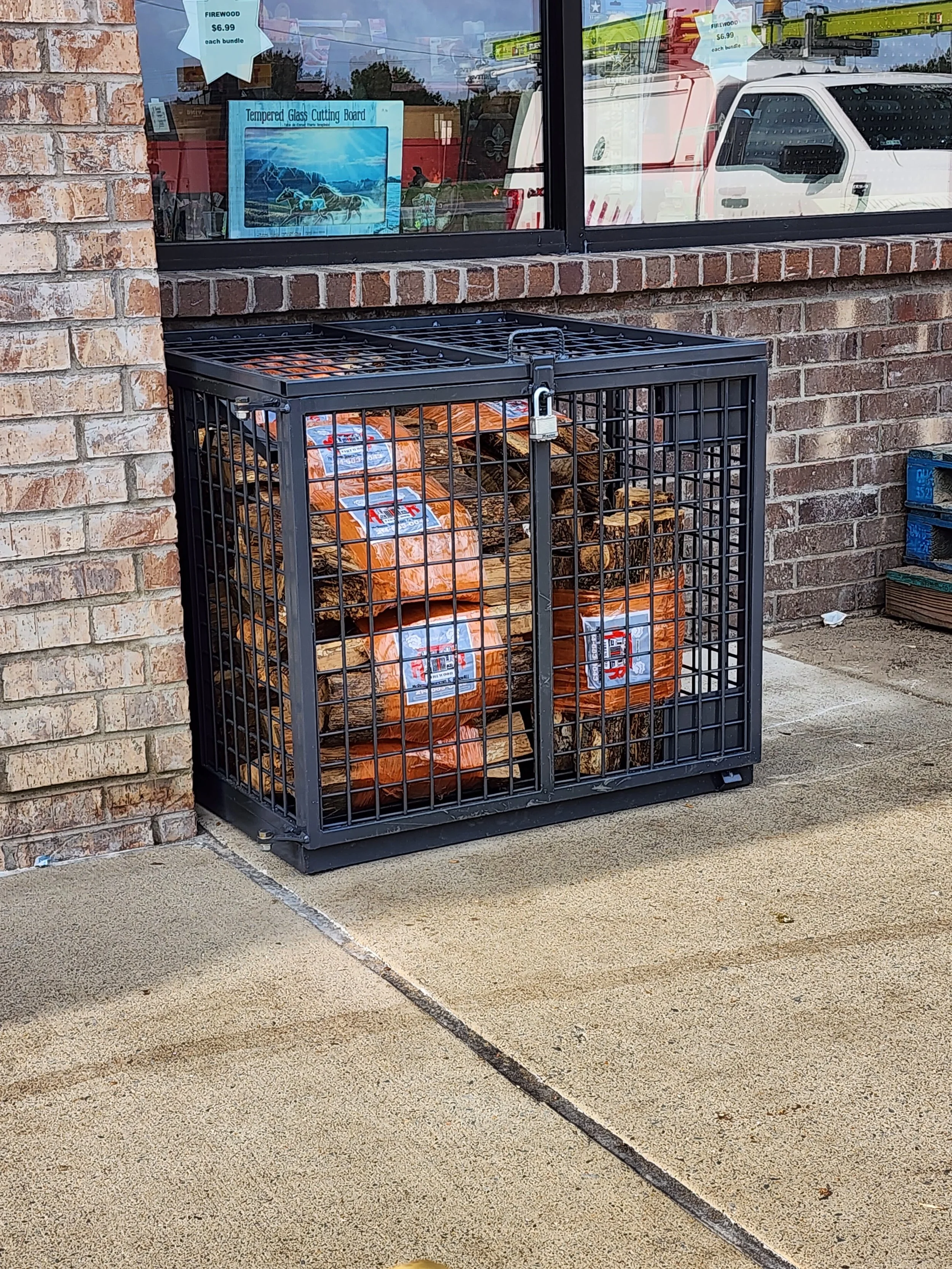 Firewood store 2.jpg