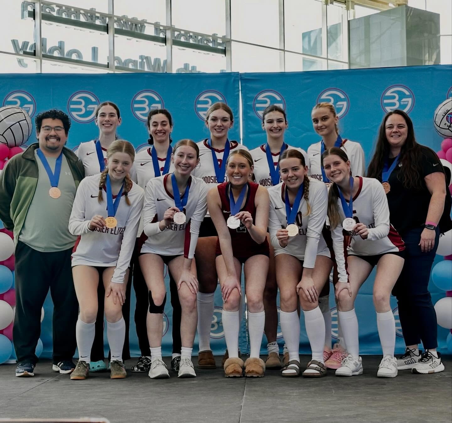 A great weekend for 17-1 Liberty at the Bluegrass Tournament!

The team battled hard and finished 3rd in the Gold Bracket. Along with the great volleyball, the weekend was filled with team dinners, hangouts, and even parents getting together to enjoy