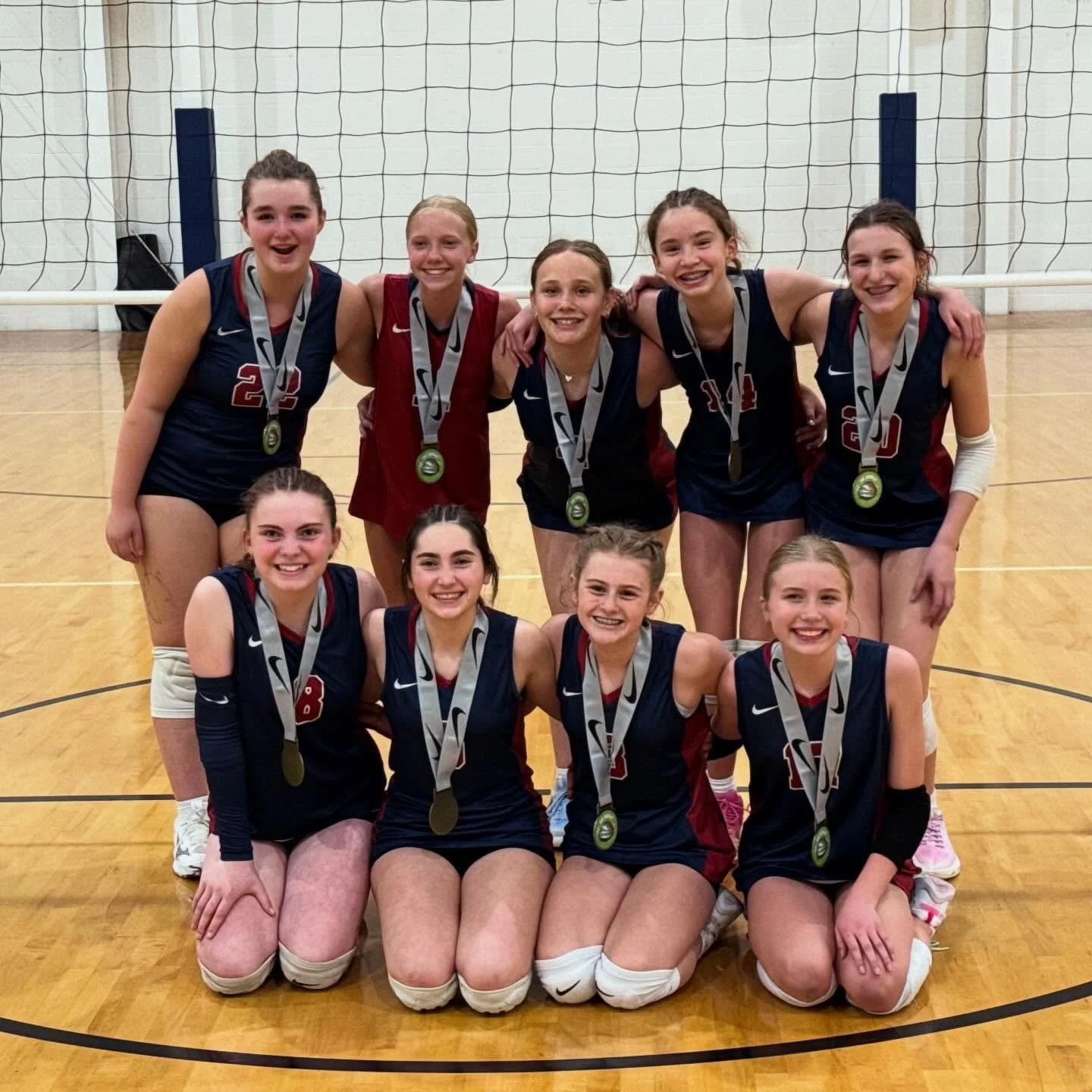 13-2 Vipers came to compete!

🥇 GOLD at The Gauntlet

This group continues to grow, battle, and finish strong.

#HoosierElite #GauntletChampions #13UVolleyball #ClubVolleyball #GirlsVolleyball