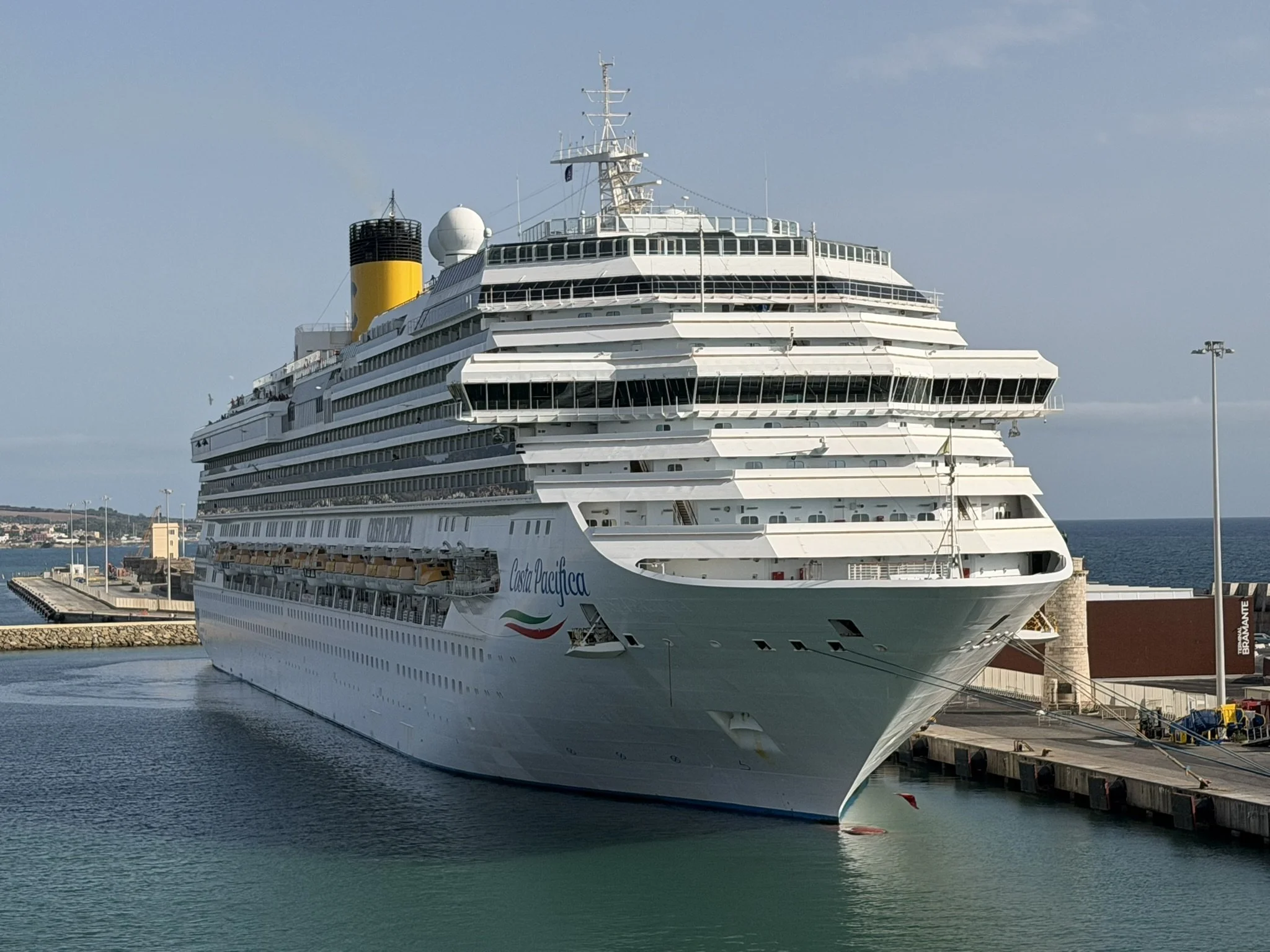 COSTA PACIFICA