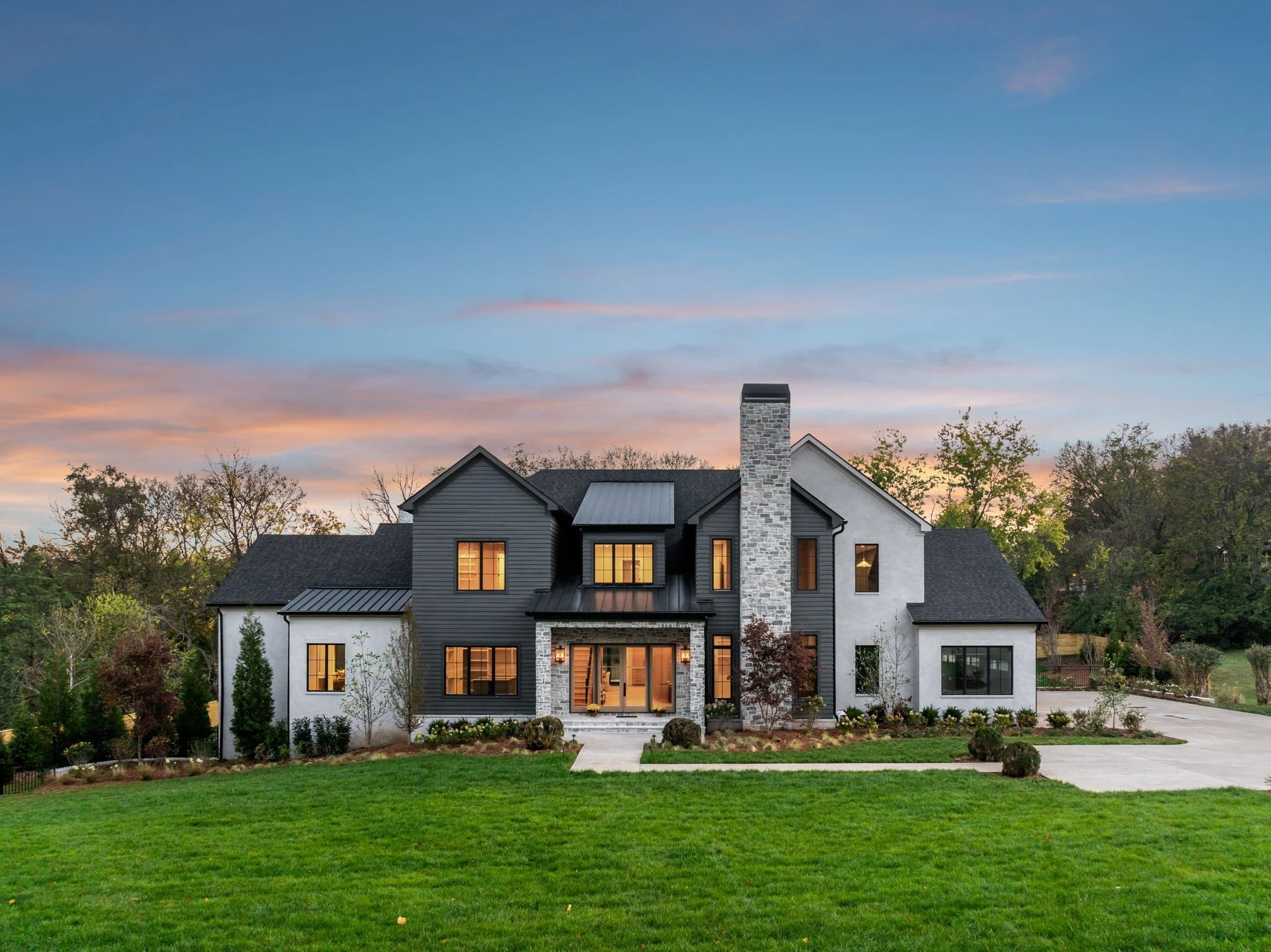 809 Brentview Dr. |  $6,250,000 - Parks Real Estate