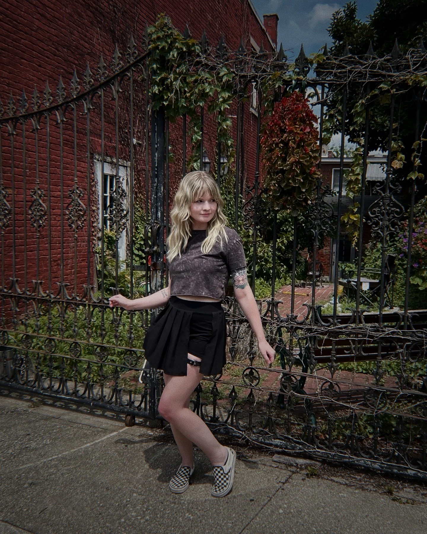 me &rarr; @cincyartmuseum &rarr; @hailcincinnati &rarr; beep beep bitch &rarr; 🌼 &rarr; purple &rarr; reasons to stay alive &rarr; &ldquo;ThE wICkEd WiTcH oF tHe EaSt, bRo&rdquo;