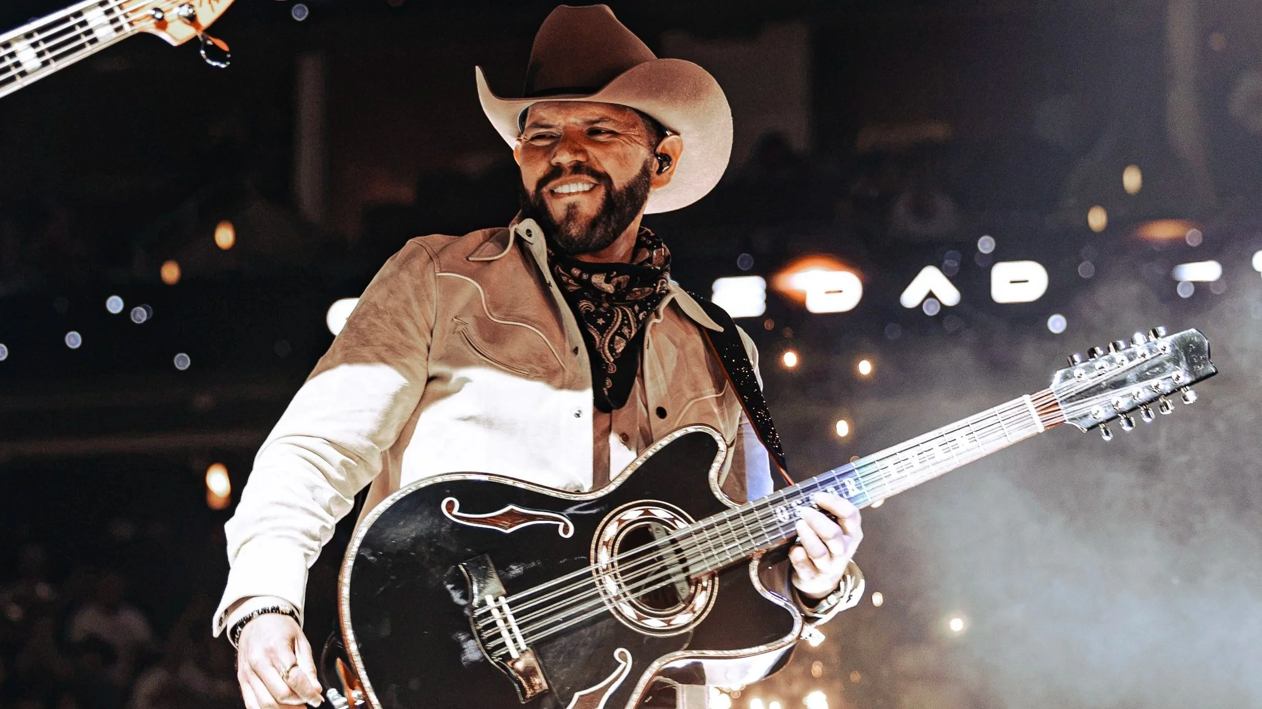 Grupo Duelo Opens Houston Run With Sold-Out Toyota Center Show