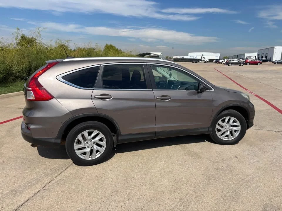 2015 Honda CR-V EXL - $9,000