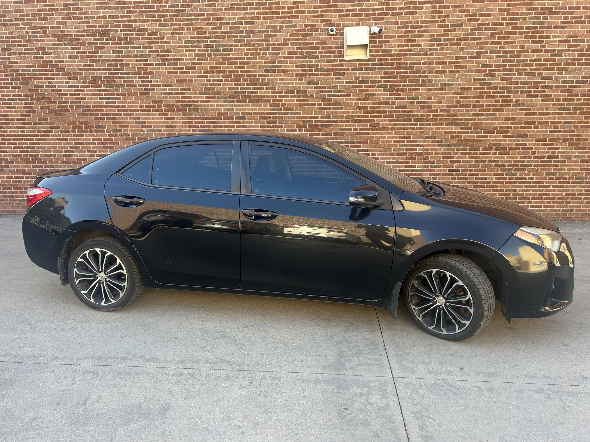 2015 Toyota Corolla S Plus - $9,000 