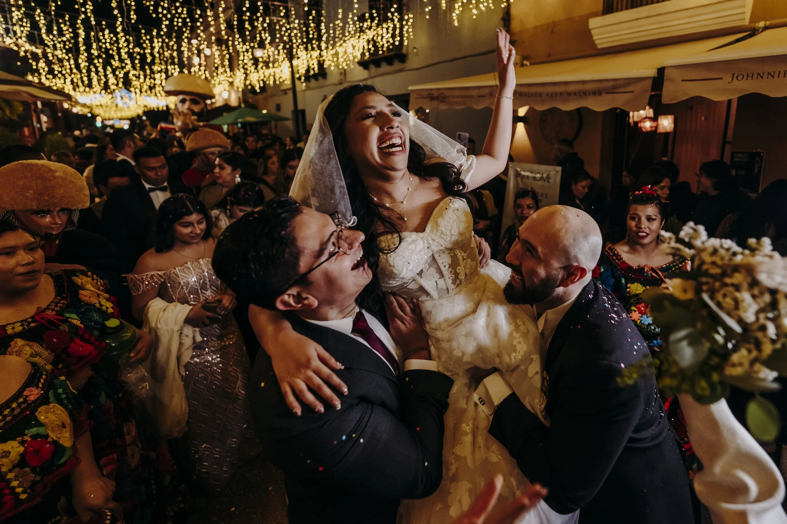 San cristobal, amor y colores: boda destino de dalia & felipe