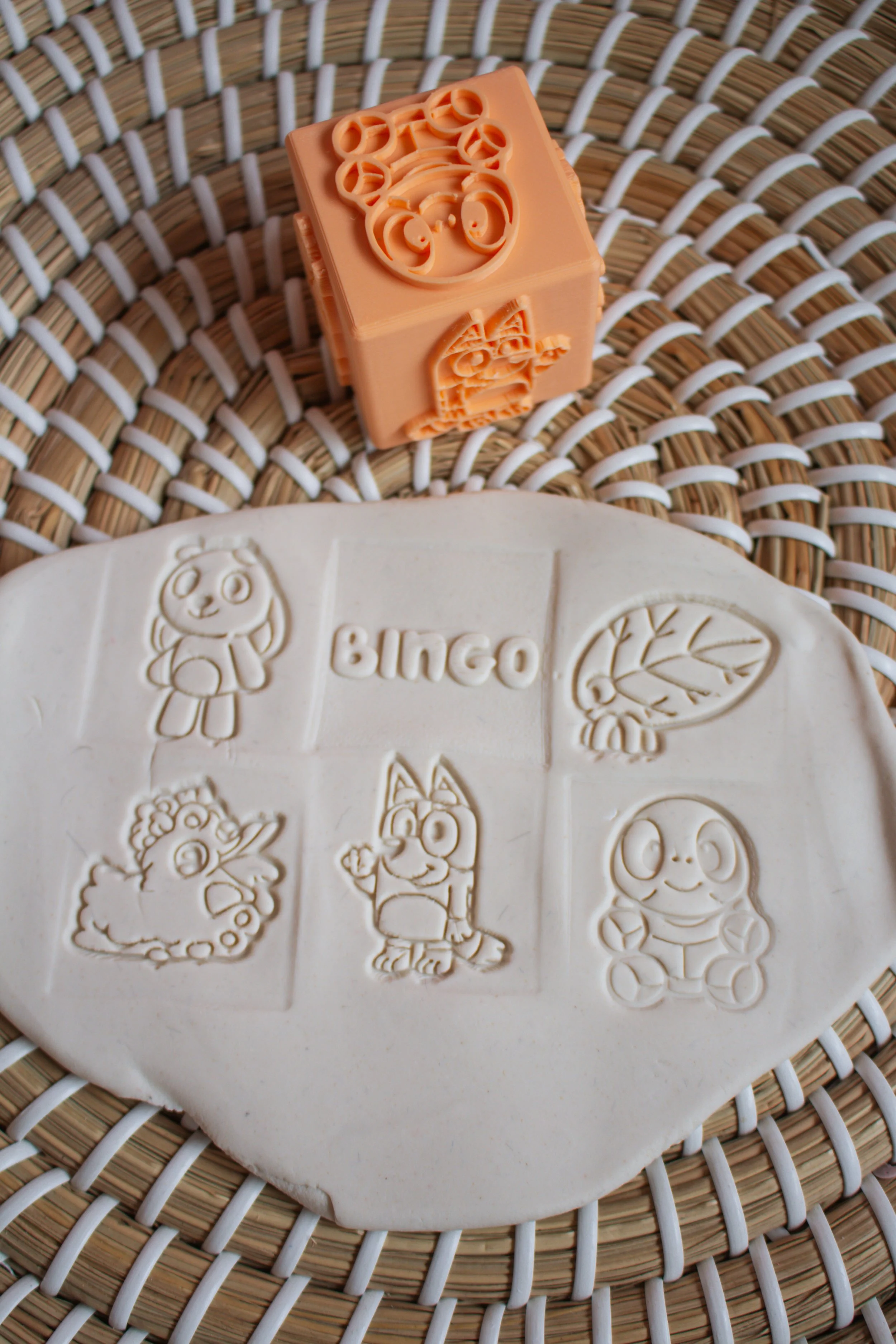 Playdoh Cube Stamp - Bluey - Bingo!