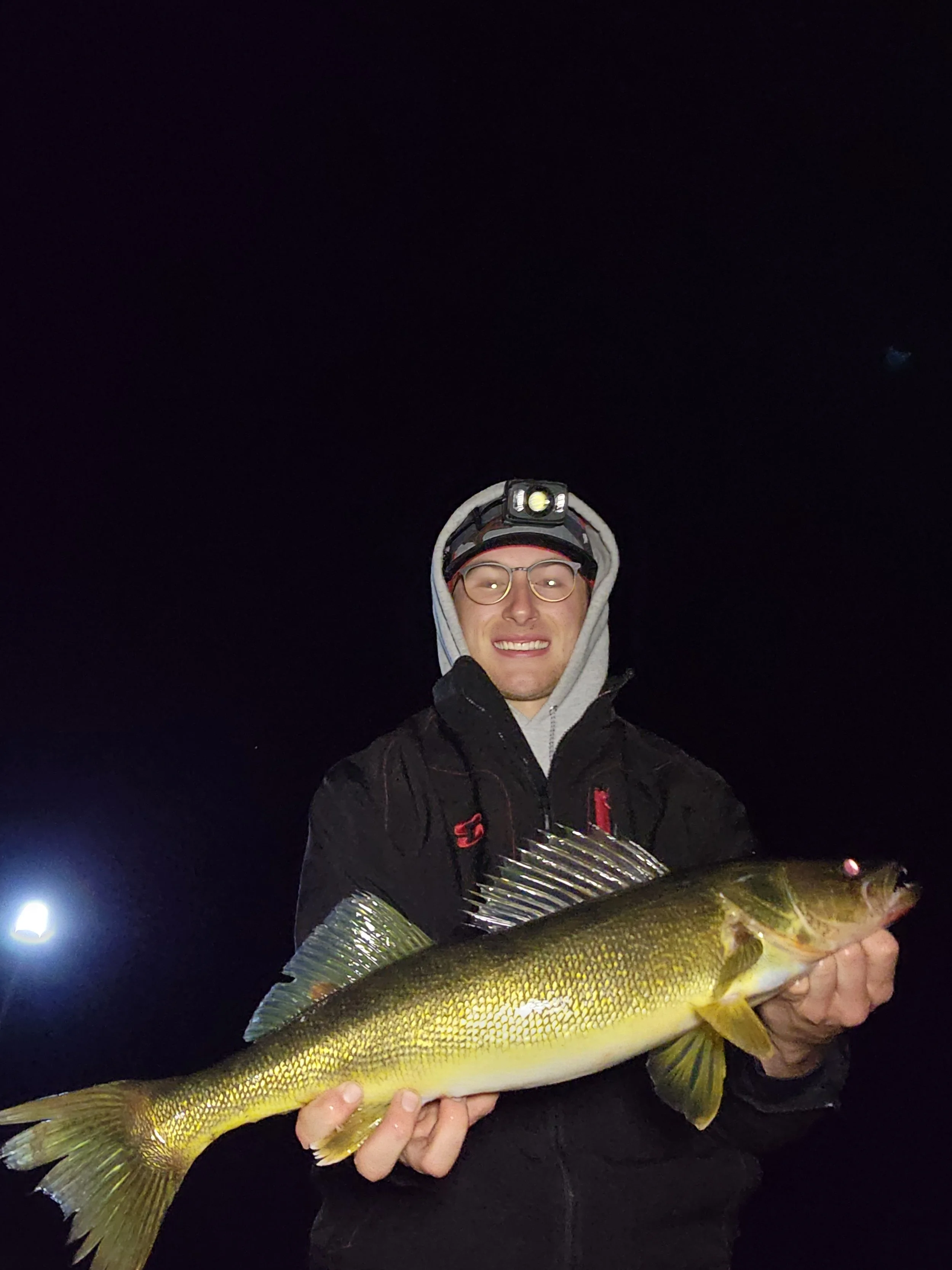 Midnight 25" walleye 
