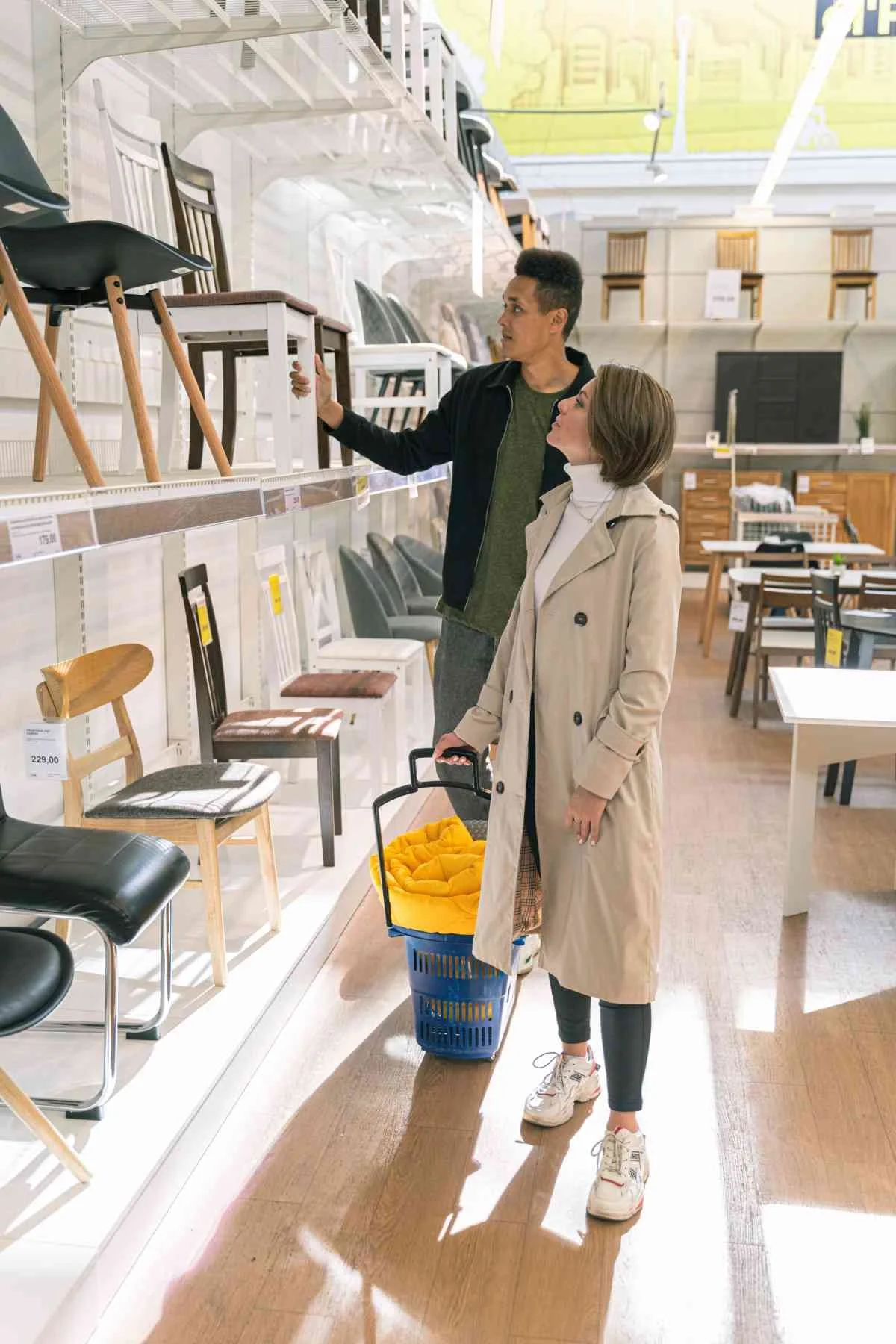 Furniture Showrooms Cleaning